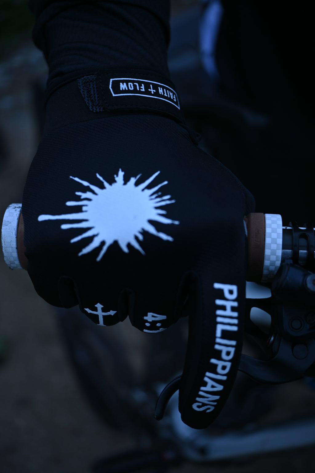 Faith ✝️ Flow riding gloves *FREE shipping*